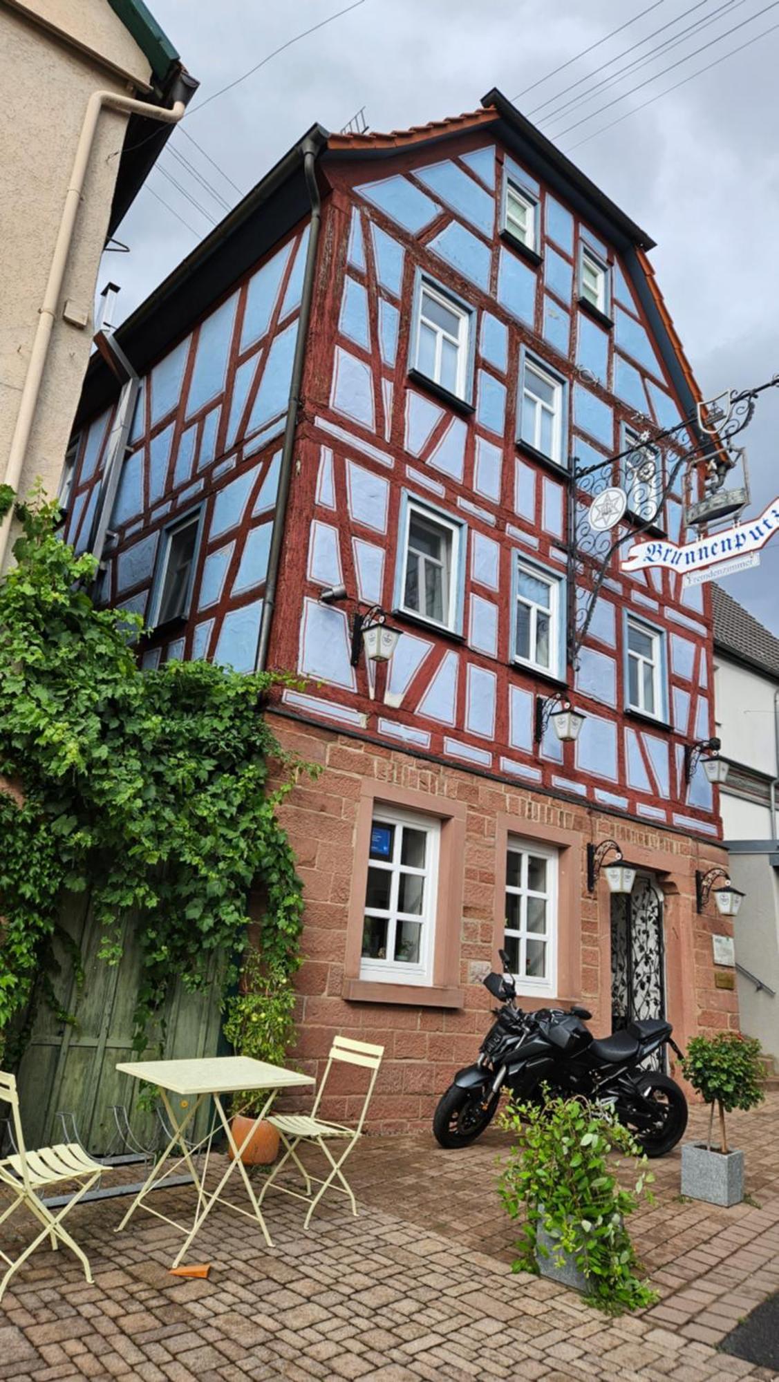 Brunnenputzer Pension Restaurant Kulsheim ภายนอก รูปภาพ